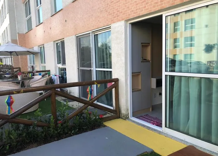 Muro Alto Condominio Clube